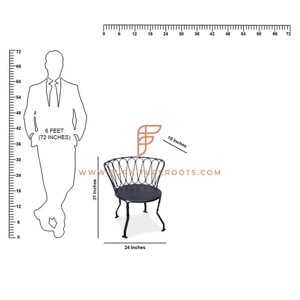 Sedia da pranzo con schienale Windsor in metallo della serie FR Chairs con finitura verniciata a polvere nera