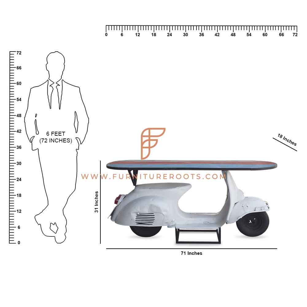 Von einem Roller inspirierter Konsolentisch der Serie FR Automobile Tables Series mit Massivholzplatte in weißer Ausführung