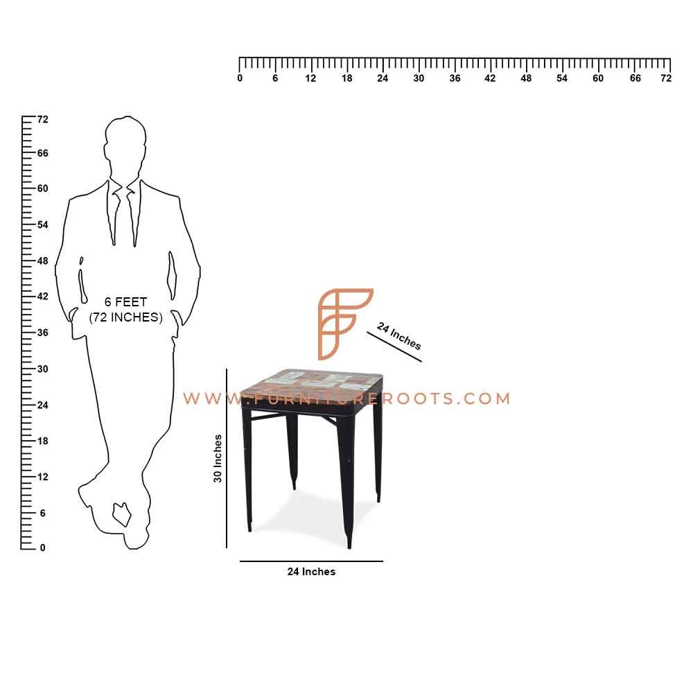 Tavolo da pranzo quadrato in metallo serie FR Tables con piano in legno di recupero