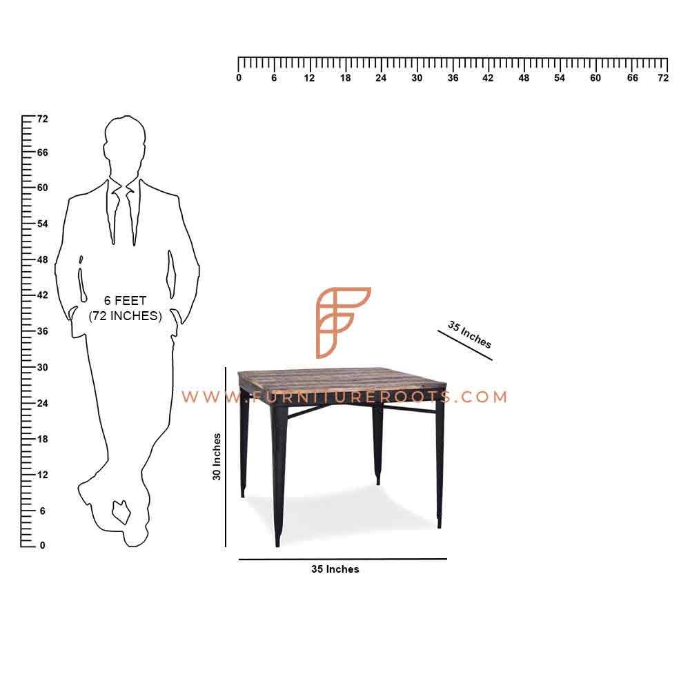 Tavolo da pranzo della serie FR Tables con base in metallo e piano in legno di recupero