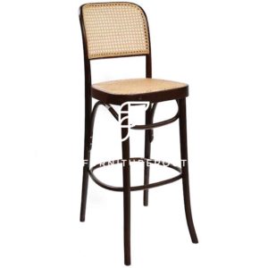 Sedia in canna con schienale alto serie FR Barstools con struttura in metallo e finitura verniciata a polvere