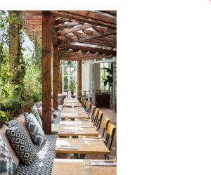 Interiores de diseño costero para restaurantes